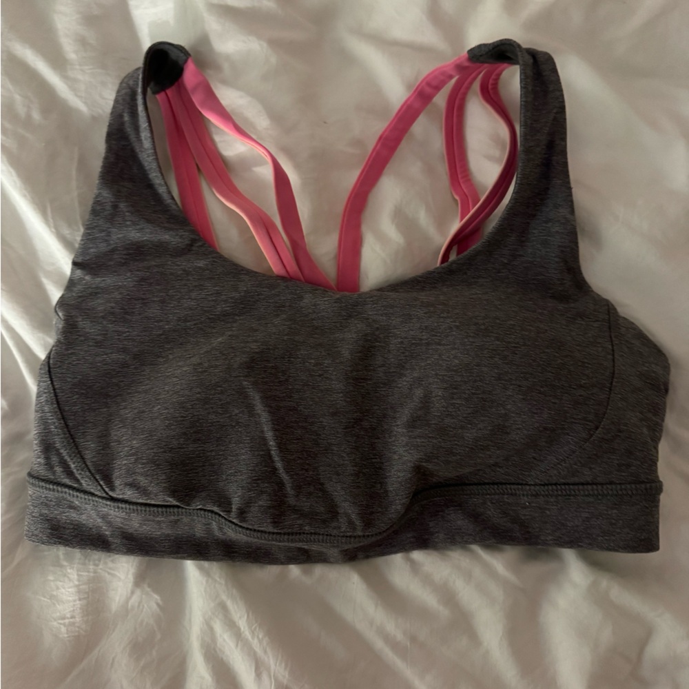 DISCONTINUED LULULEMON energy bra in grey/pink
